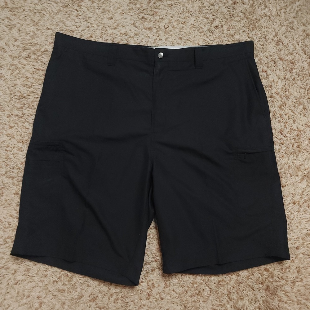 Callaway Golf Black Shorts Mens 44B Activewear Performance‎